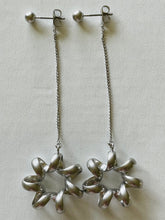 Load image into Gallery viewer, Squiggle Drop Earrings
