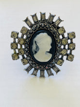 Load image into Gallery viewer, Cameo Ring
