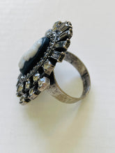 Load image into Gallery viewer, Cameo Ring
