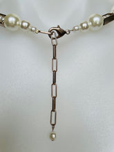 Load image into Gallery viewer, Rectangle and Pearl Necklace (Gold, Rose Gold or Silver)
